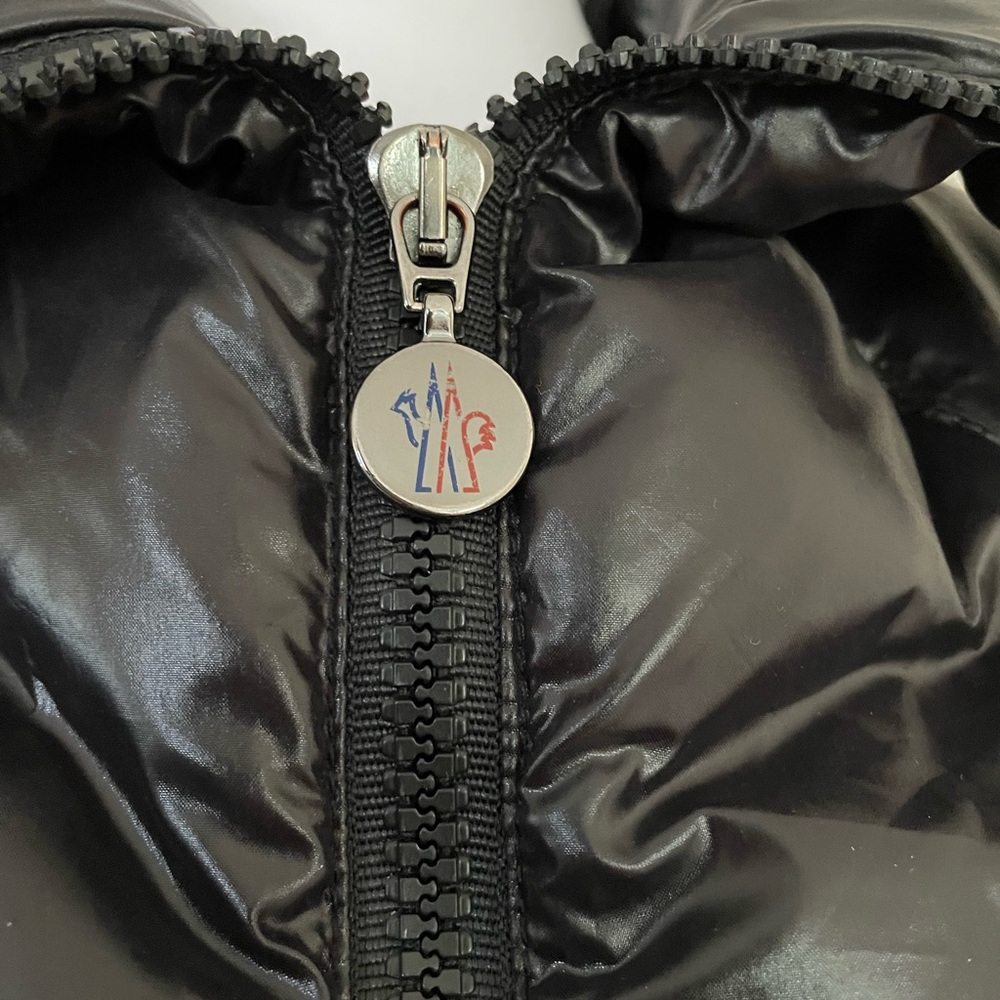 Moncler puffer jacket - Picture 7 of 14